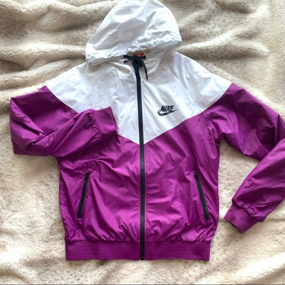 Nike Women’s Windbreaker